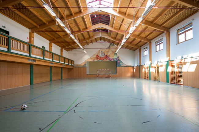 Sport- und Spielhalle